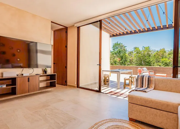Casa Jaguar Xpu Ha