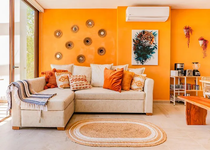 Casa Jaguar Xpu Ha